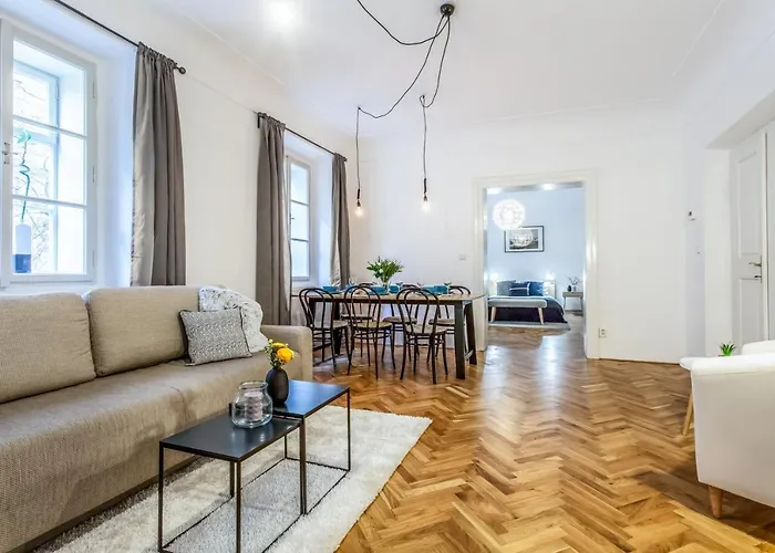 Old Town 2 Bdr Apartment, Free Coffee דירה פראג