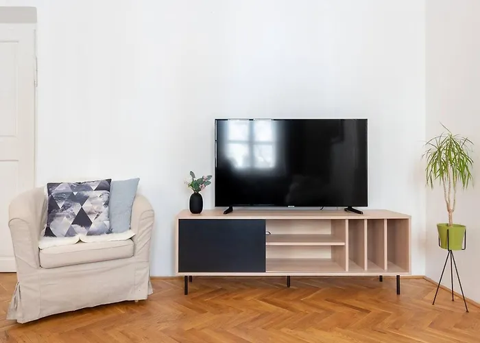 דירה Old Town 2 Bdr Apartment, Free Coffee *