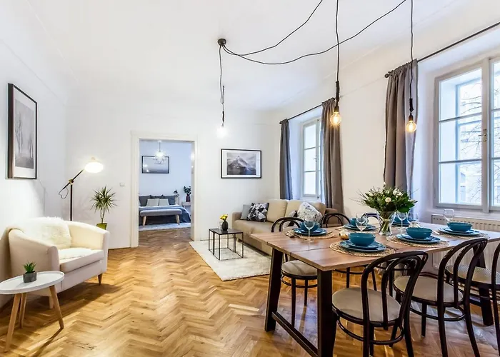 Old Town 2 Bdr Apartment, Free Coffee דירה