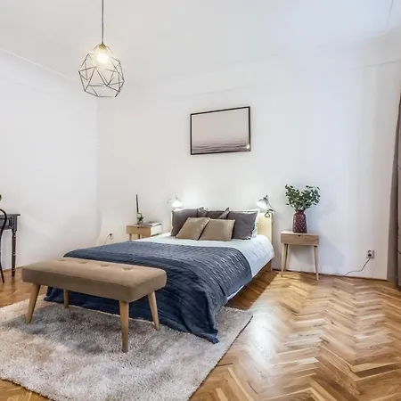 Appartement Old Town 2 Bdr Apartment, Free Coffee